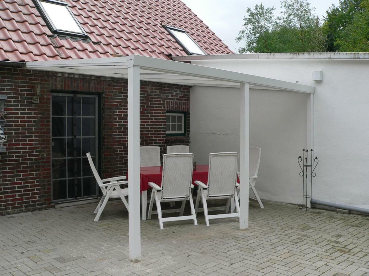 Ferienhaus Zum Gruenen Holz Zetel Exterior foto